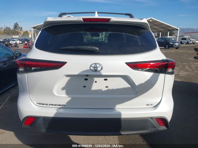 Toyota Highlander Xle 2023 5TDKDRAH9PS005632 Image 16
