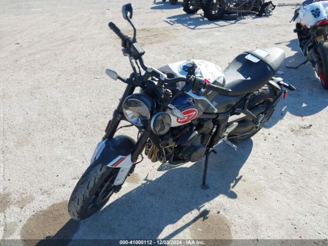 2025 TRIUMPH MOTORCYCLE TRIDENT 660 SMTL10ULXSTBZ3620 Photo 1