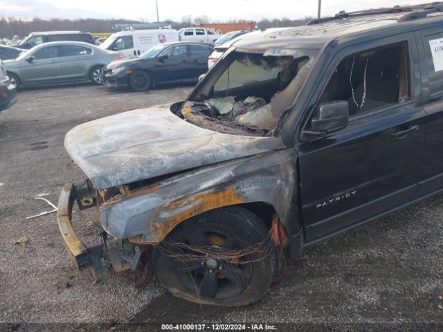 1C4NJRFB8GD758395 Jeep Patriot Latitude