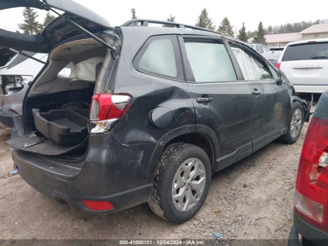 JF2SKACC9NH416346 Subaru Forester