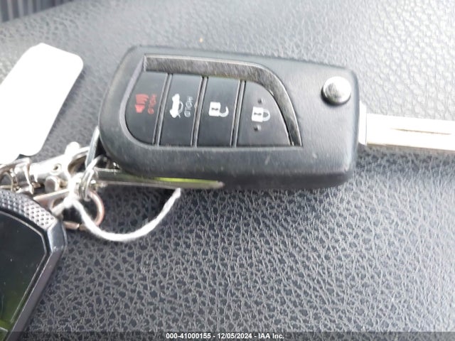 Toyota CAMRY SE 2021 4T1G11AK1MU581844 Image 11