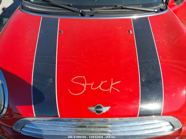 2010 MINI COOPER CLUBMAN WMWML3C50ATX51775 Photo 9