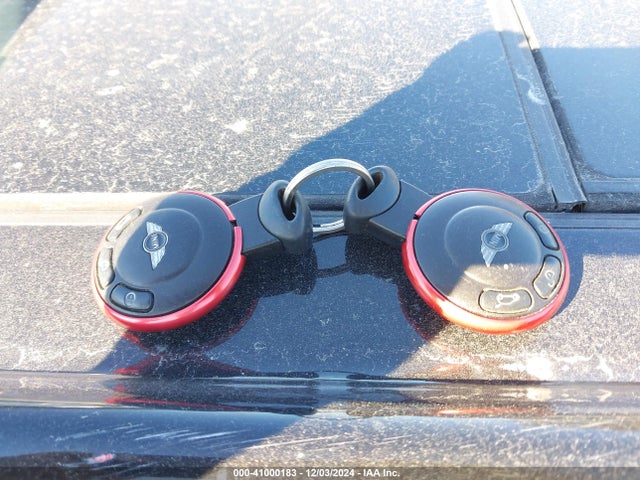 2010 MINI COOPER CLUBMAN WMWML3C50ATX51775 Photo 10