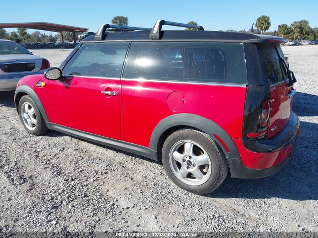 2010 MINI COOPER CLUBMAN WMWML3C50ATX51775 Photo 2
