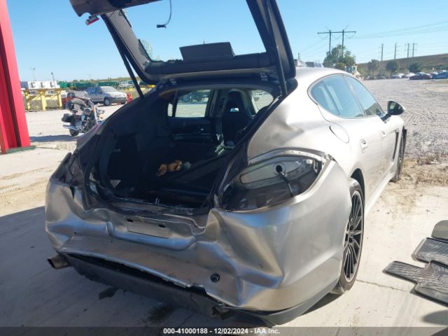 2011 PORSCHE PANAMERA WP0AA2A7XBL019892 Photo 3