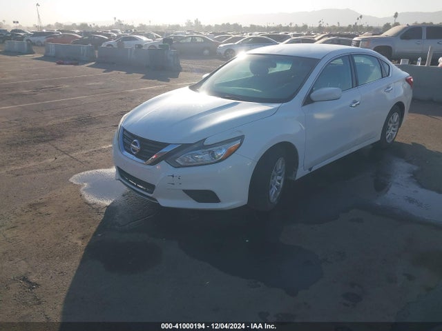 Nissan Altima 2.5 S 2017 1N4AL3AP1HN352999 Image 2