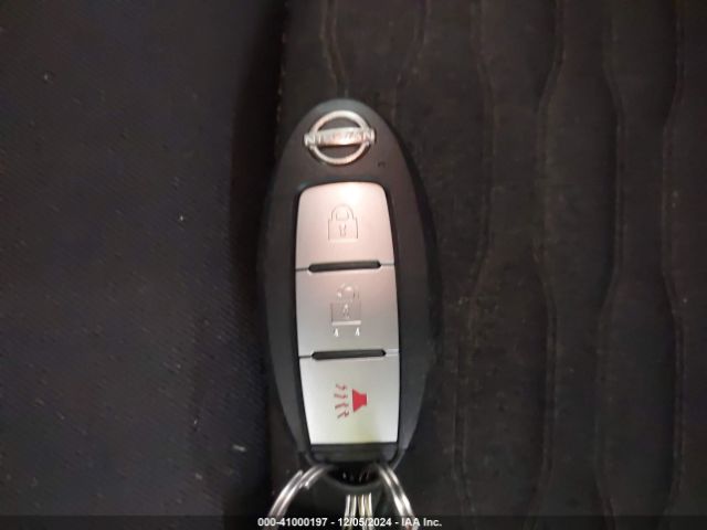 5N1DR3AC0NC242273 Nissan Pathfinder S 4wd