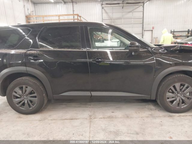 5N1DR3AC0NC242273 Nissan Pathfinder S 4wd