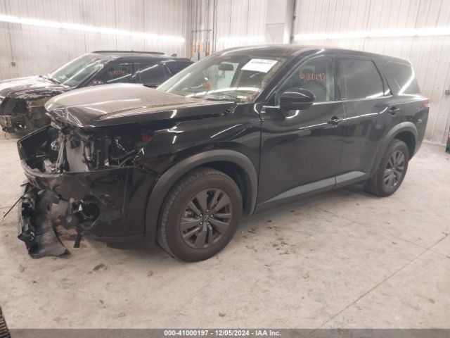 5N1DR3AC0NC242273 Nissan Pathfinder S 4wd