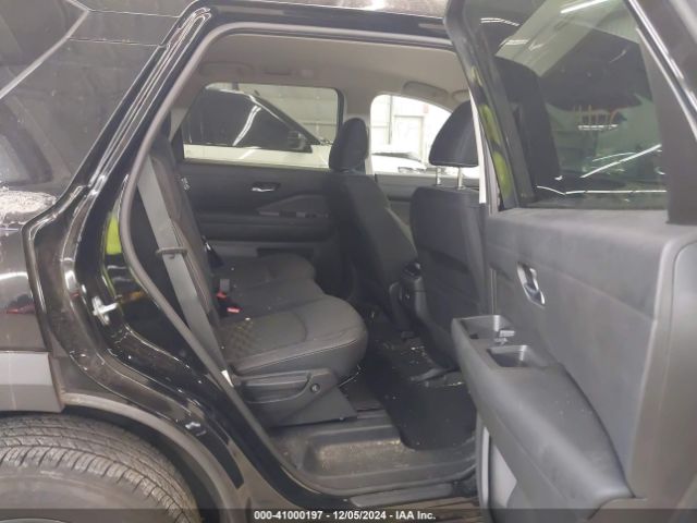 5N1DR3AC0NC242273 Nissan Pathfinder S 4wd