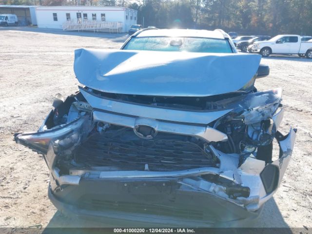 2T3F1RFV1KC010485 Toyota RAV4 LE