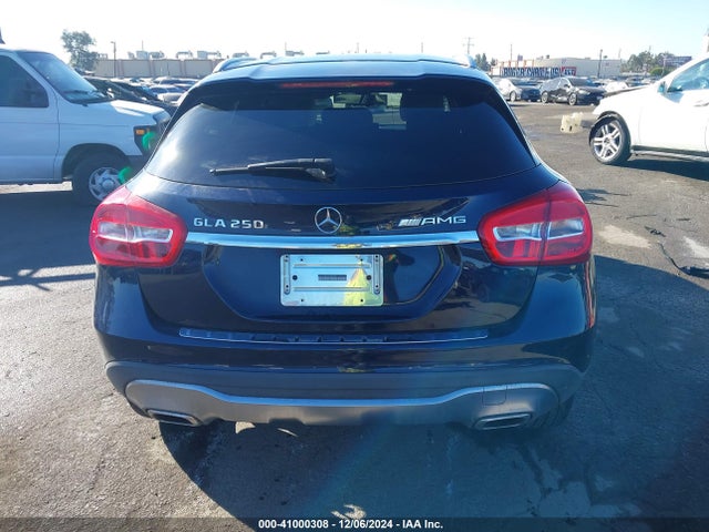 WDCTG4EB1JJ456329 Mercedes-Benz GLA 250