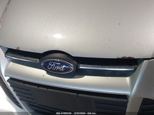 1FADP3K2XEL274184 Ford FOCUS SE