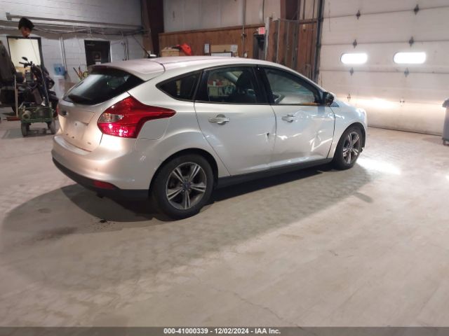 1FADP3K2XEL274184 Ford FOCUS SE