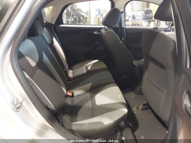 1FADP3K2XEL274184 Ford FOCUS SE