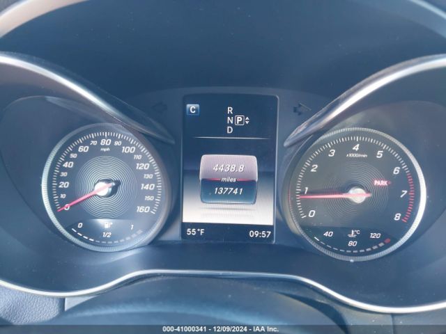 55SWF4JB2FU090227 Mercedes-Benz C 300 Luxury/sport