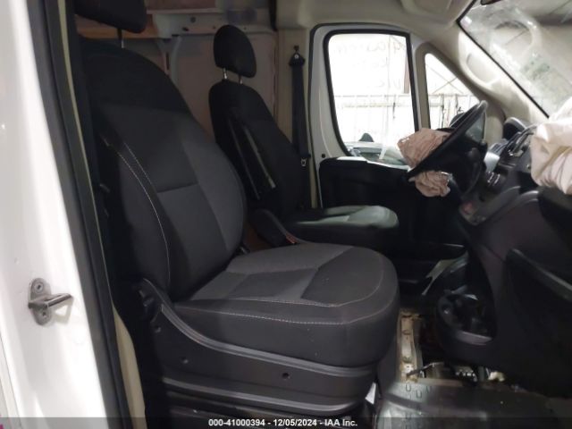3C6TRVDG1KE563342 RAM Promaster 2500 High Roof 159 Wb