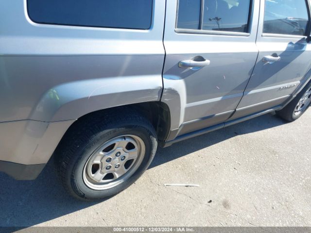 1C4NJPBB9HD120975 Jeep Patriot Sport Fwd