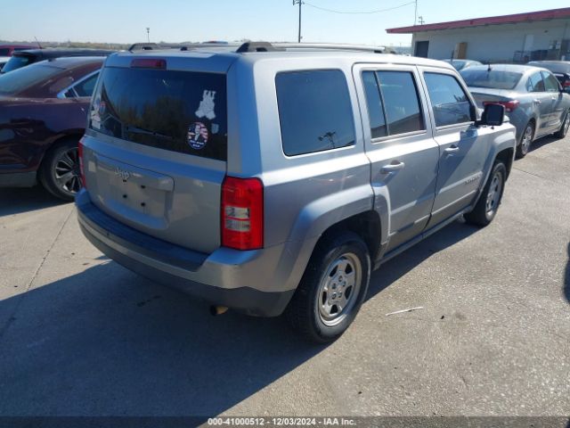 1C4NJPBB9HD120975 Jeep Patriot Sport Fwd