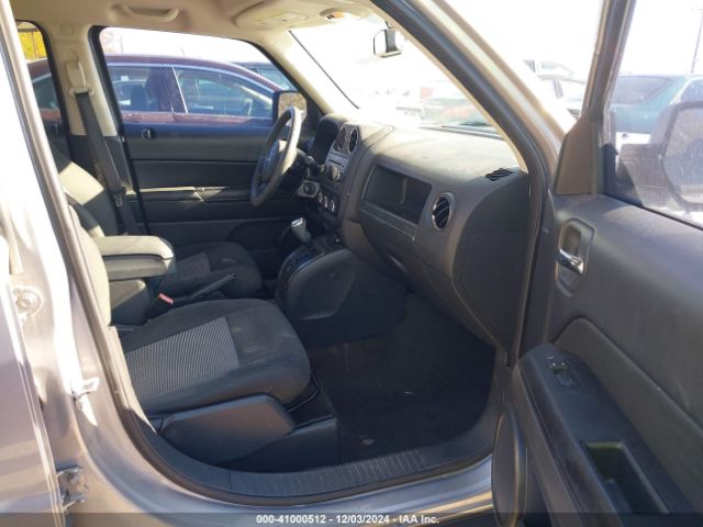 1C4NJPBB9HD120975 Jeep Patriot Sport Fwd