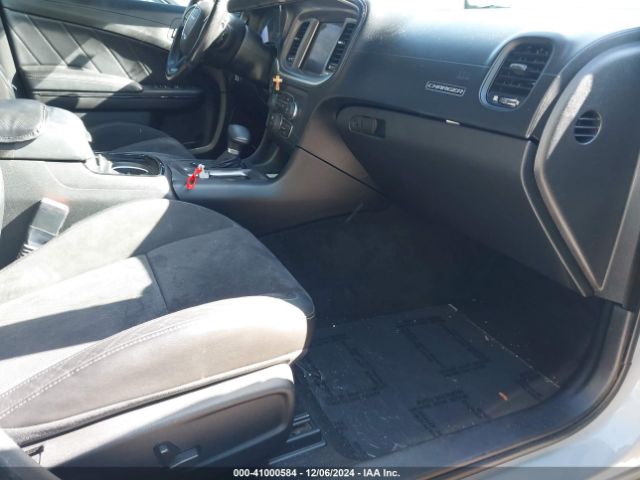 2C3CDXHGXNH149888 Dodge Charger Gt Rwd