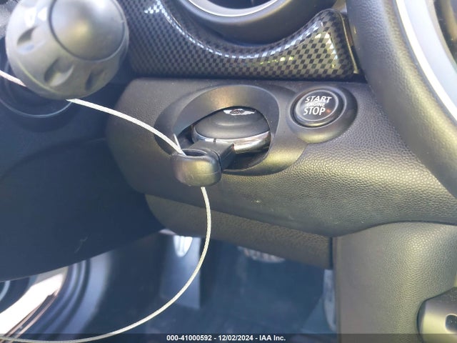 2013 MINI COOPER CONVERTIBLE WMWZP3C56DT705883 Photo 10