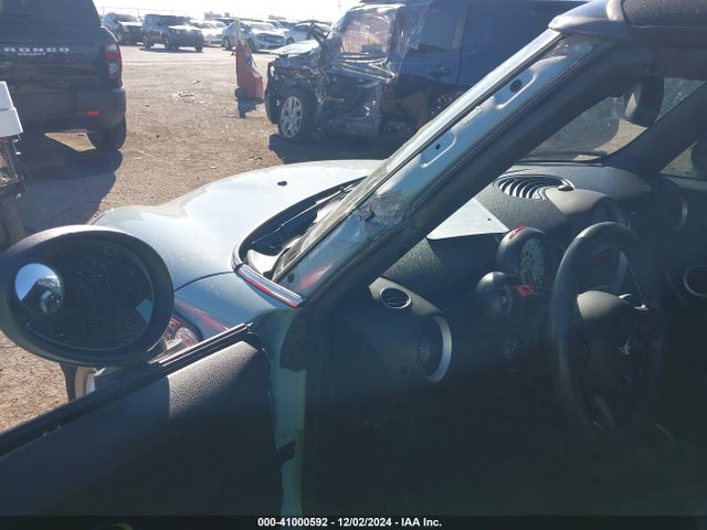 2013 MINI COOPER CONVERTIBLE WMWZP3C56DT705883 Photo 5