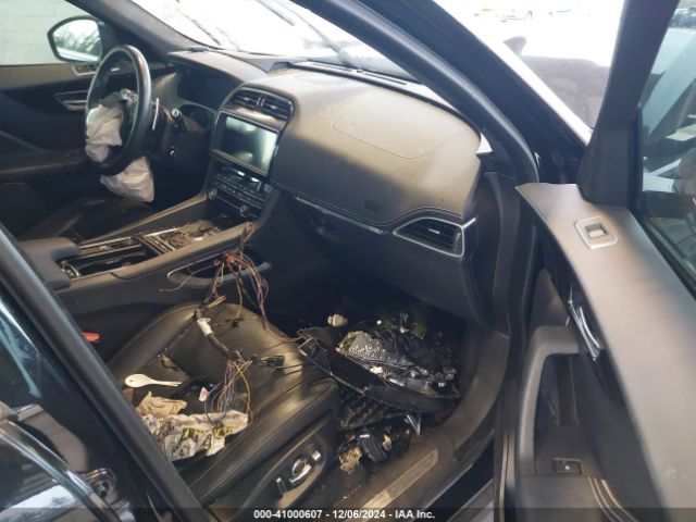 SADCM2FV4KA610484 Jaguar F-PACE S