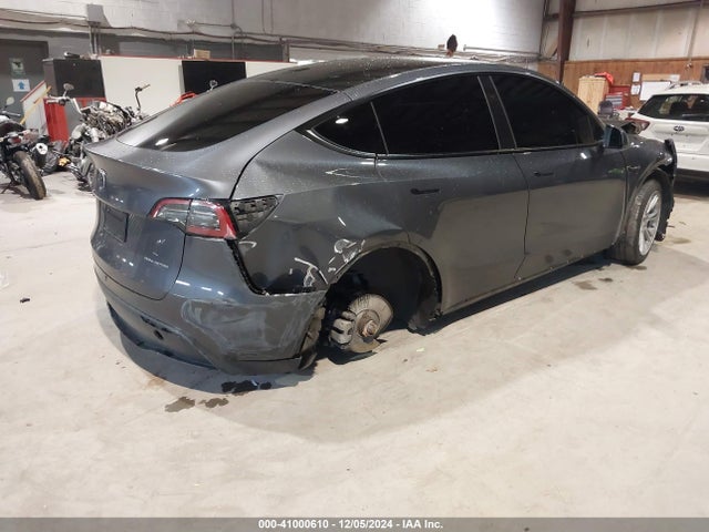 2023 TESLA MODEL Y 7SAYGAEE5PF832344 Photo 3