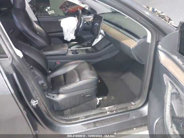 2023 TESLA MODEL Y 7SAYGAEE5PF832344 Photo 4