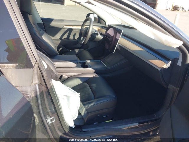 2022 TESLA MODEL 3 5YJ3E1EB6NF240418 Photo 4