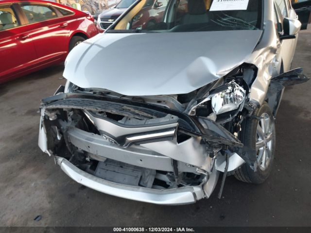 VNKKTUD31GA060795 Toyota YARIS LE