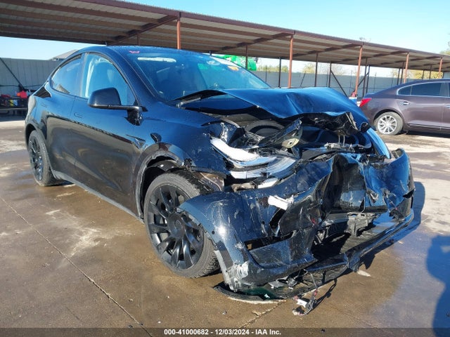 2022 TESLA MODEL Y 7SAYGDEE7NA003805 Photo 0