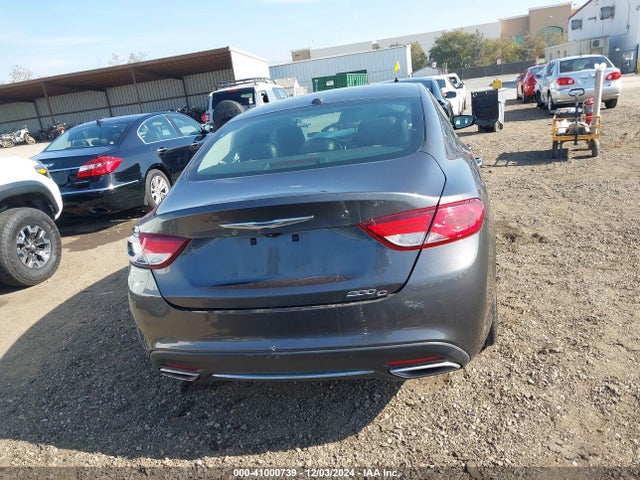 Chrysler 200 C 2015 1C3CCCCG9FN647902 Image 17