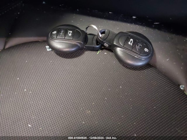 2021 MINI HARDTOP WMWXR5C04M2N69308 Photo 10