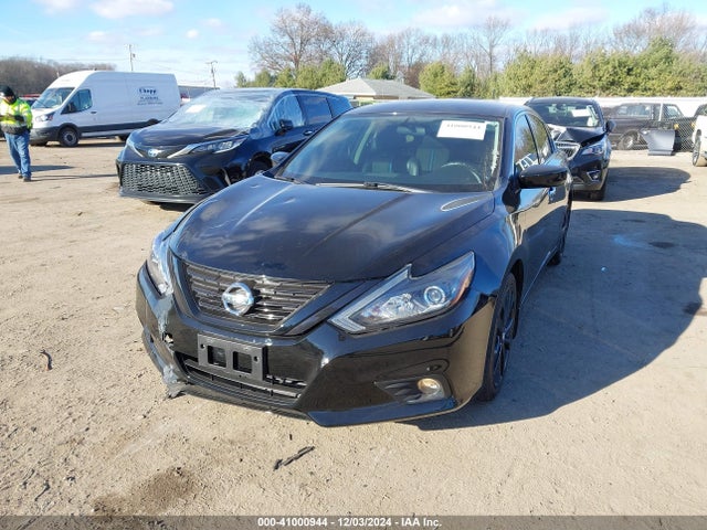 Nissan Altima 2.5 Sr 2018 1N4AL3AP9JC160473 Image 2
