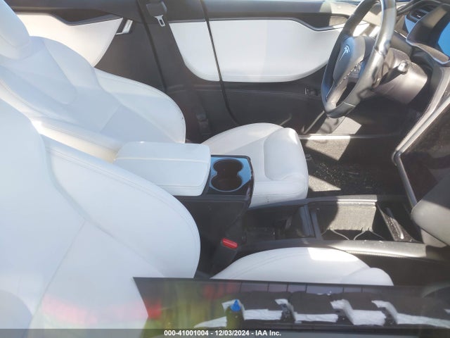 2021 TESLA MODEL S 5YJSA1E21MF424039 Photo 4
