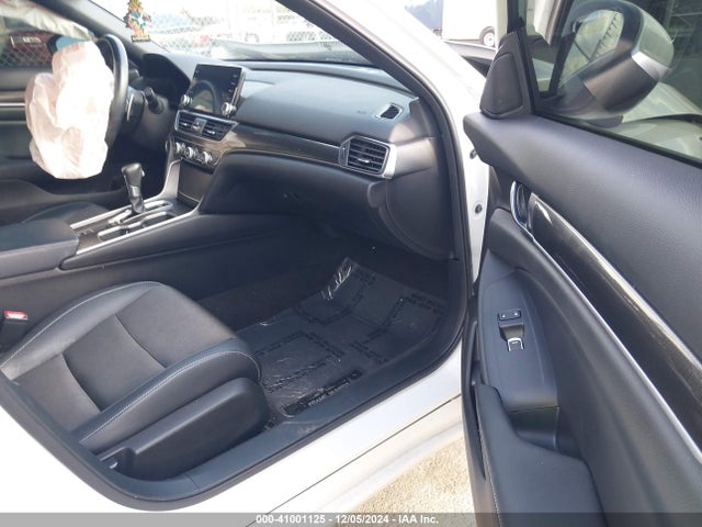 1HGCV1F33JA016308 Honda Accord Sport