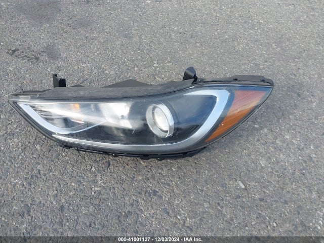 Hyundai ELANTRA SEL 2018 5NPD84LF4JH213829 Image 12