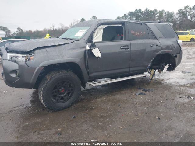 JTEBU5JR3L5827209 Toyota 4RUNNER SR5