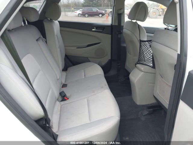 Hyundai TUCSON SE 2017 KM8J33A46HU567196 Image 8