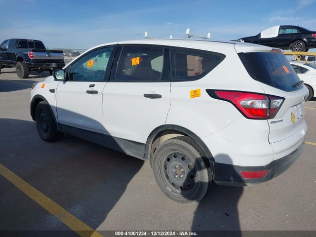 Ford ESCAPE S 2018 1FMCU0F76JUB11762 Image 3