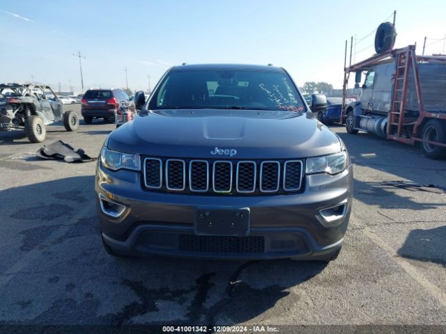 1C4RJFAGXHC653707 Jeep Grand Cherokee Laredo 4x4