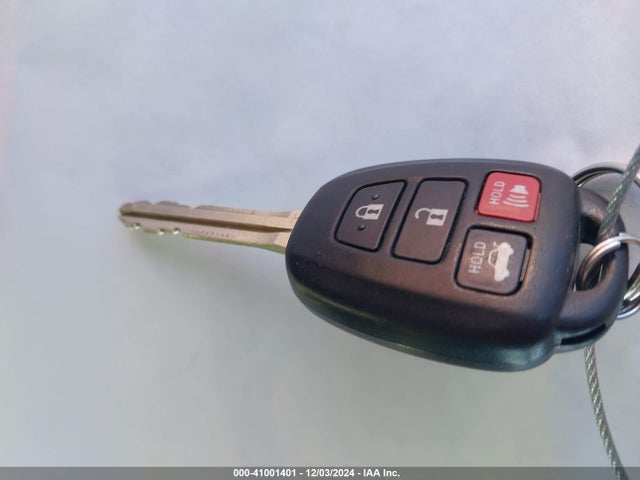 Toyota Corolla Le Plus 2016 2T1BURHE3GC660325 Image 11