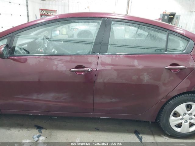 3KPFK4A78JE220695 KIA FORTE LX