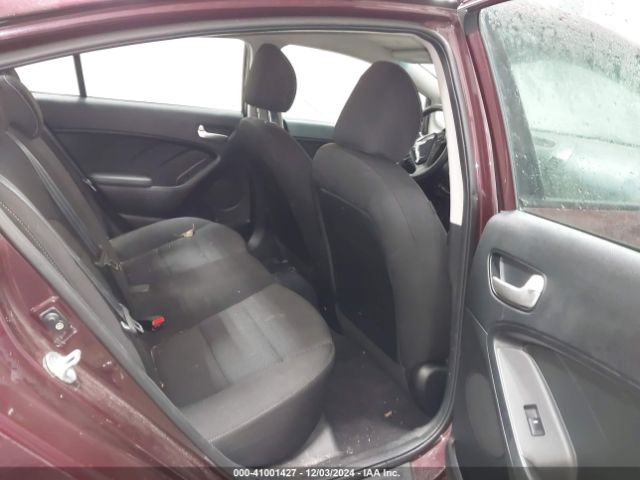3KPFK4A78JE220695 KIA FORTE LX