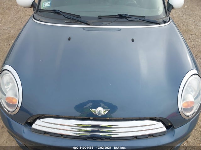 2011 MINI COOPER WMWSU3C55BT095322 Photo 9