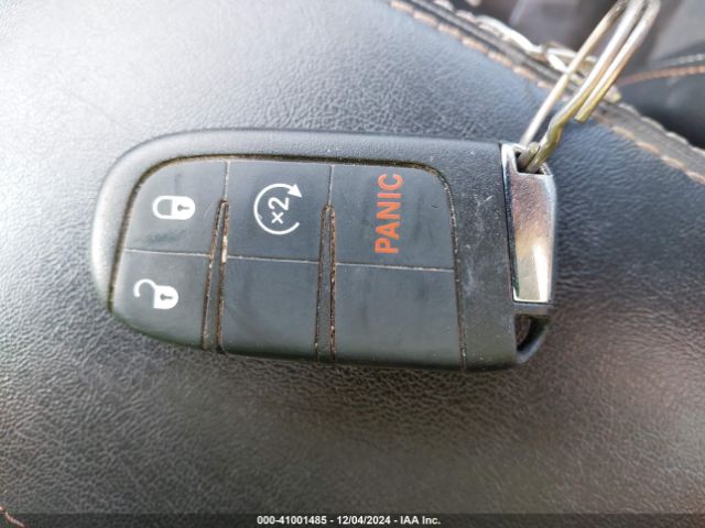 3C4NJCBB9JT105885 Jeep Compass Latitude Fwd