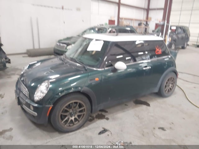 2002 MINI COOPER WMWRC33472TC33910 Photo 1