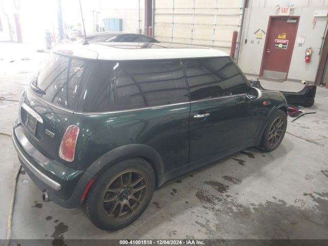 2002 MINI COOPER WMWRC33472TC33910 Photo 3